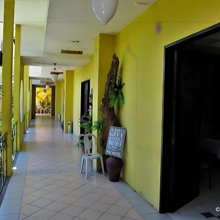 Country Village Hotel Cagayan de Oro Exteriör bild