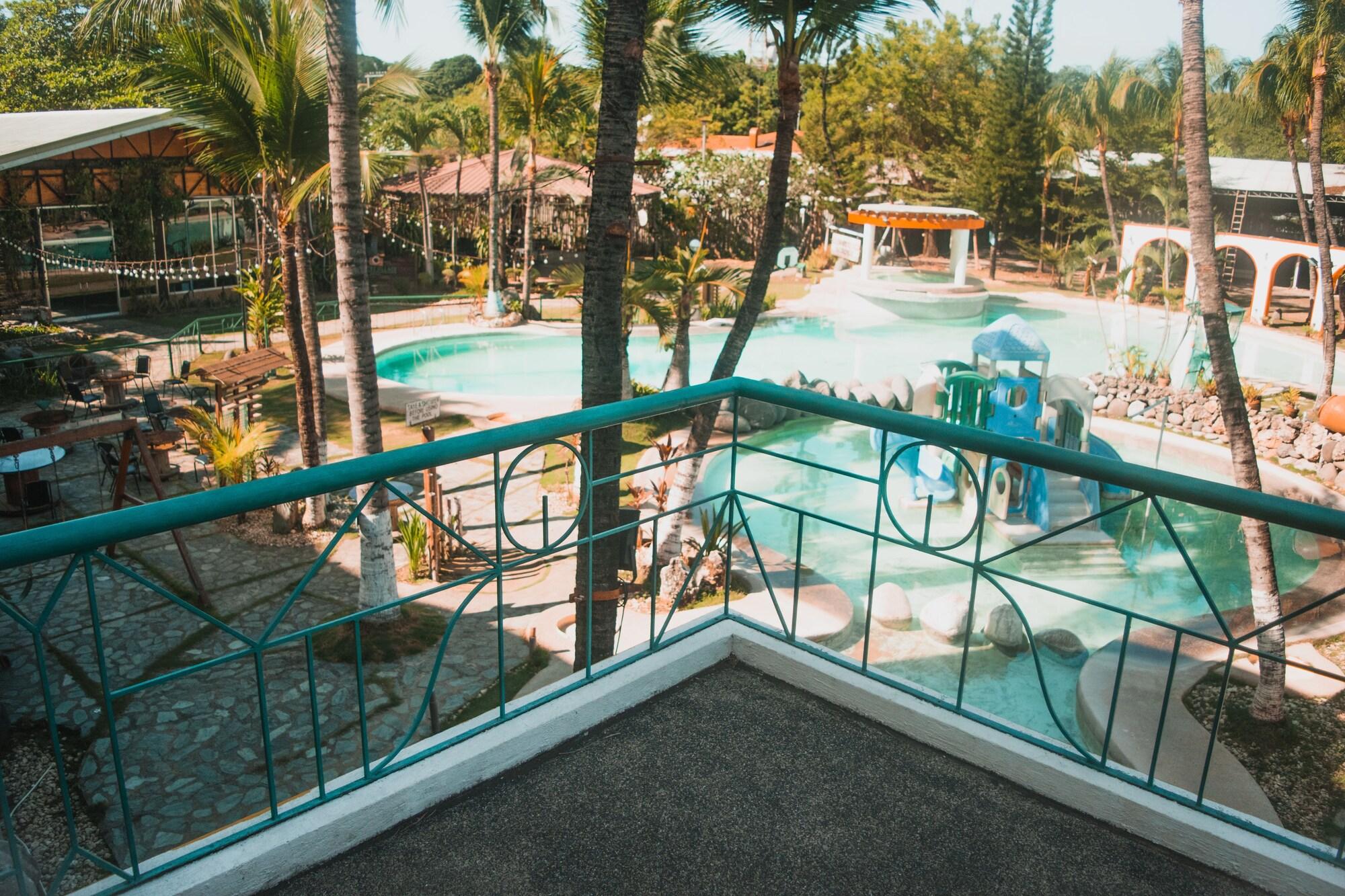 Country Village Hotel Cagayan de Oro Exteriör bild