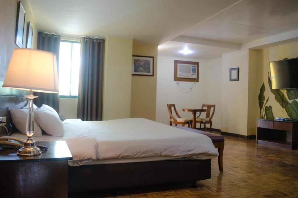 Country Village Hotel Cagayan de Oro Exteriör bild