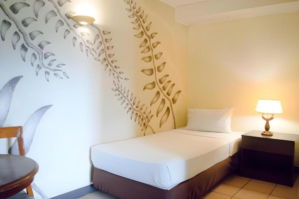 Country Village Hotel Cagayan de Oro Exteriör bild