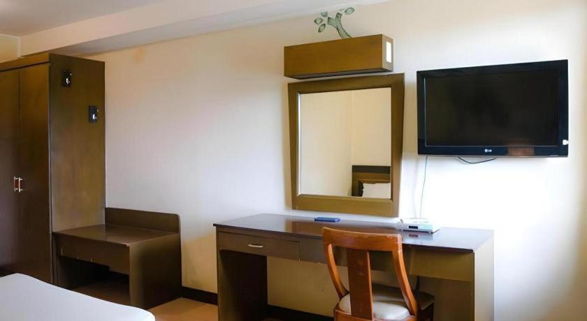 Country Village Hotel Cagayan de Oro Exteriör bild