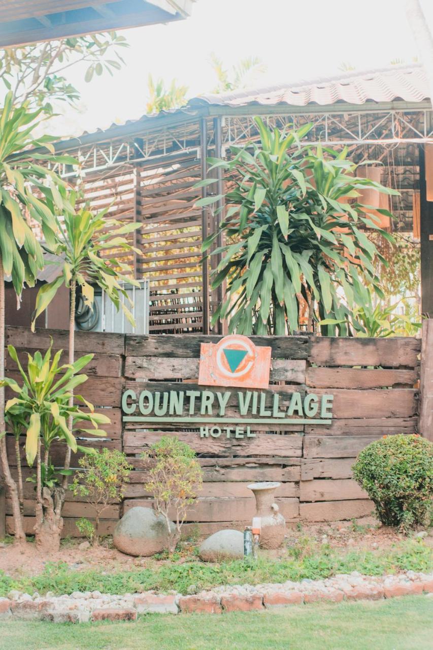 Country Village Hotel Cagayan de Oro Exteriör bild