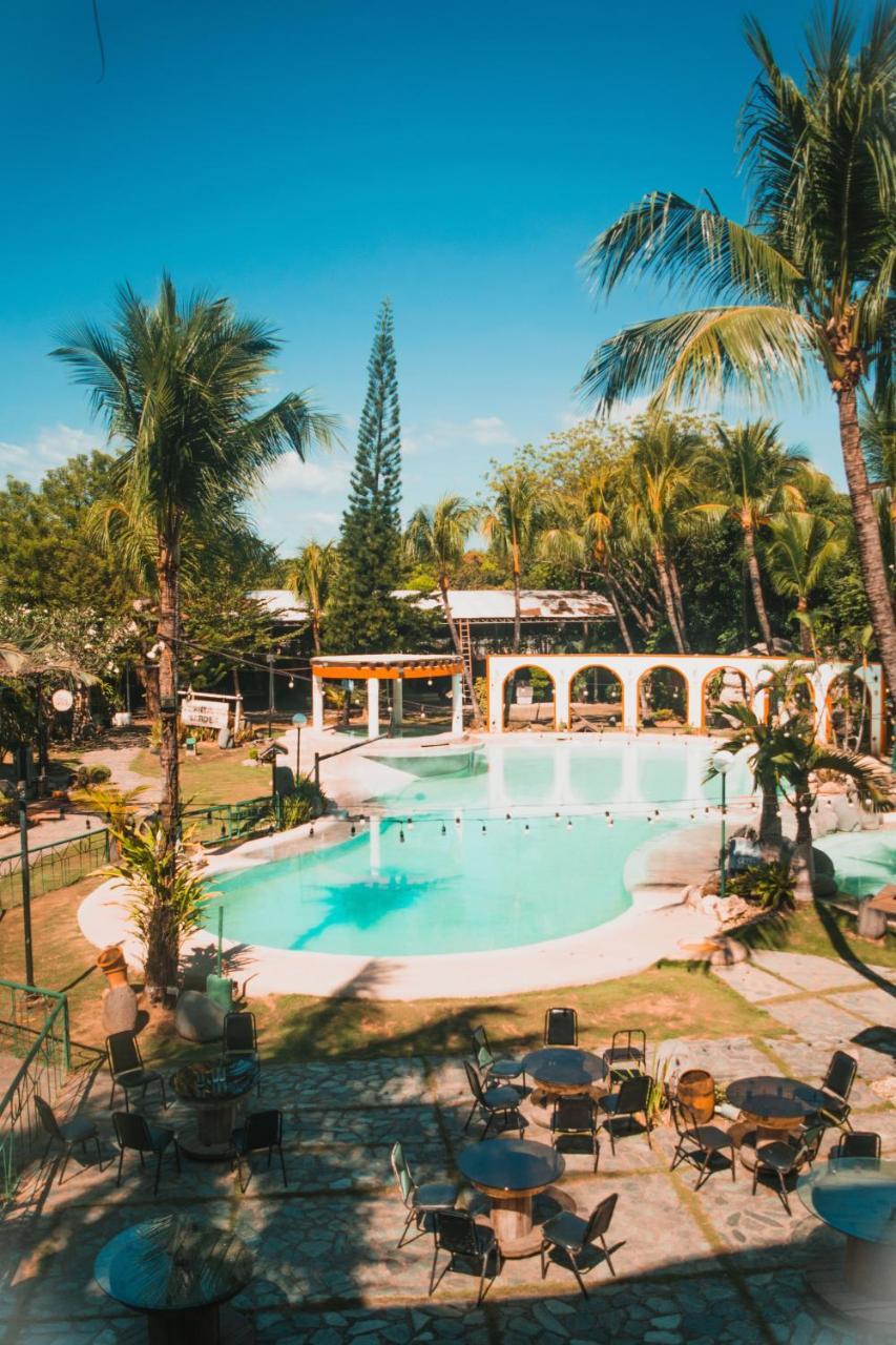 Country Village Hotel Cagayan de Oro Exteriör bild
