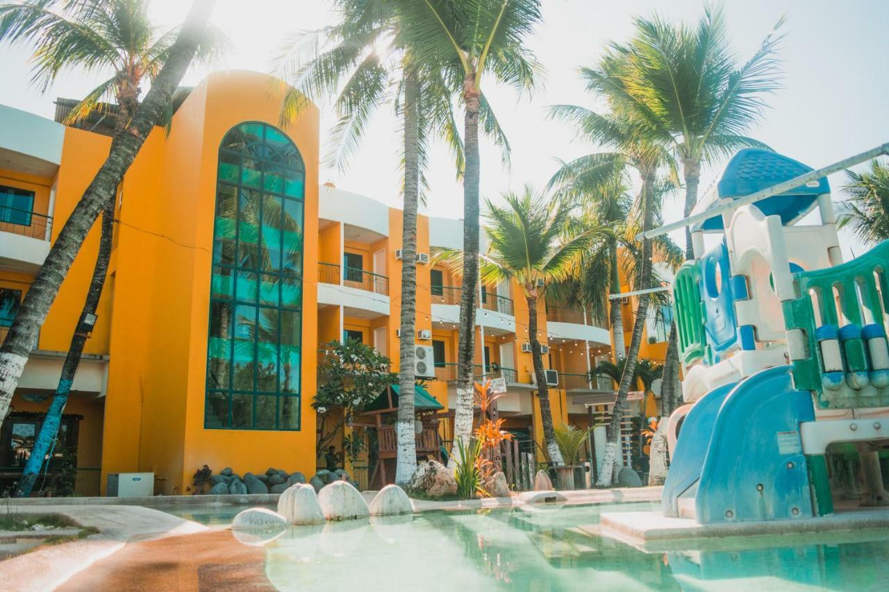Country Village Hotel Cagayan de Oro Exteriör bild